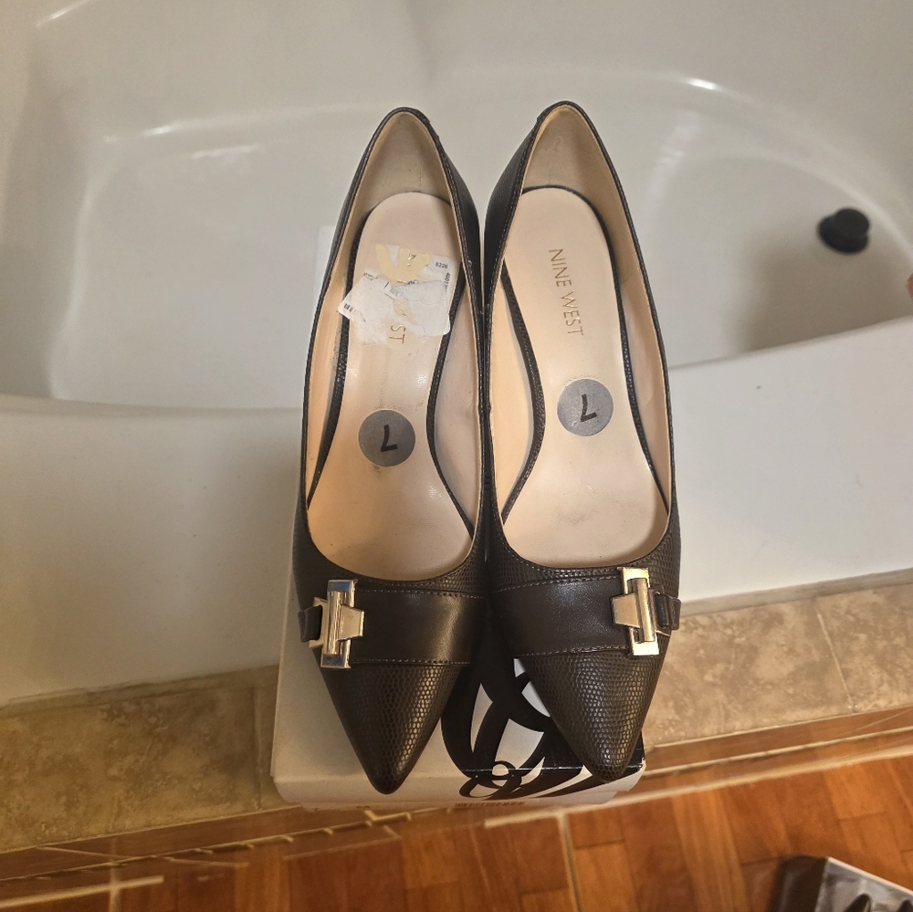Nine West Dark Chocalate Heels with Silver Accents